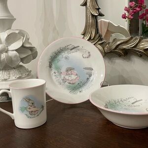 Vintage child’s Mrs.Rabbit feeding set